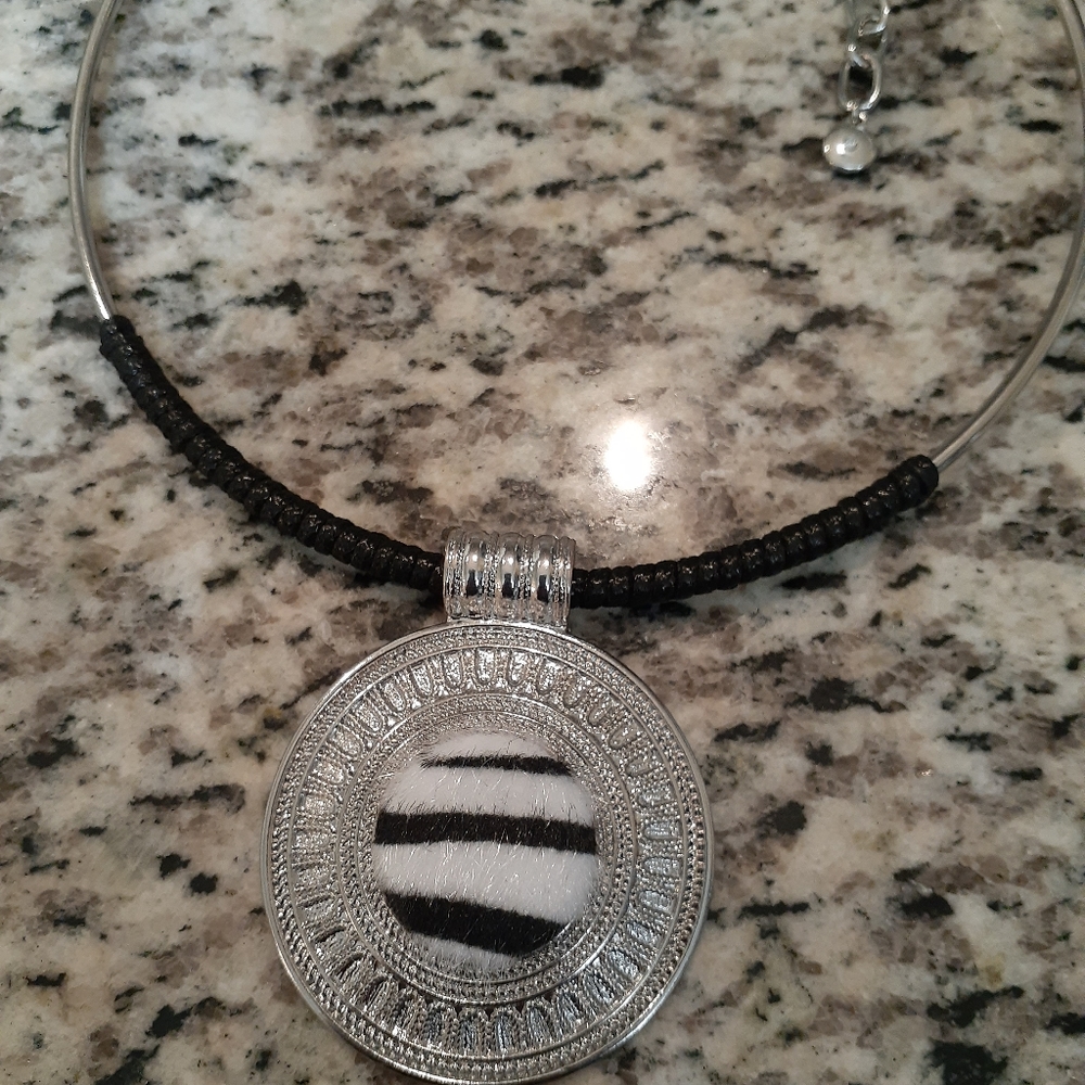 Silver Zebra Print Fuzzy Round Statement Necklace NWOT